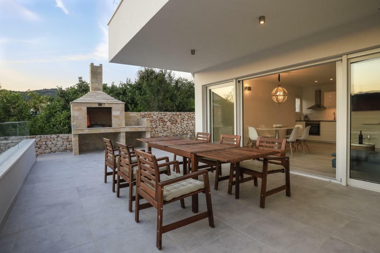 Villa Adastra Vinišće Esterno foto