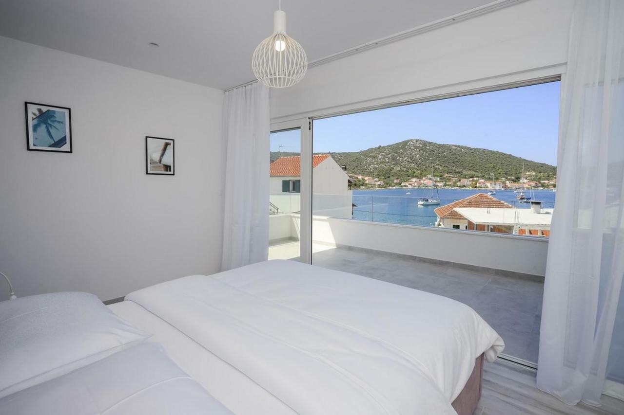 Villa Adastra Vinišće Esterno foto